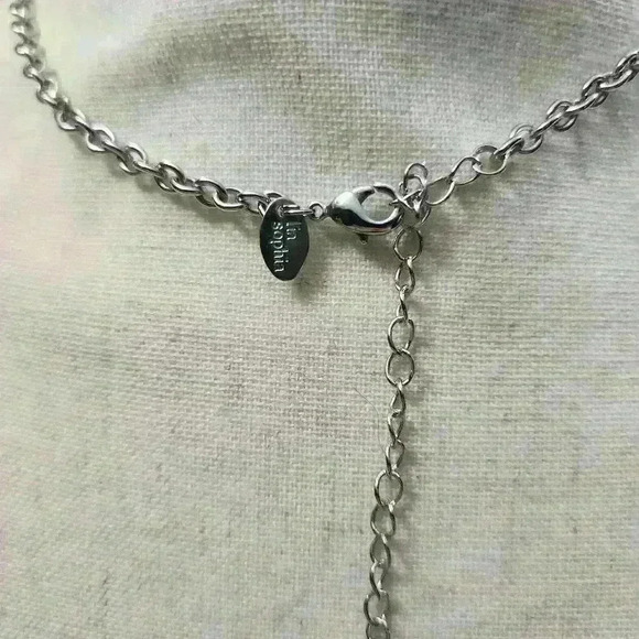 Lia Sophia Necklace with Earrings - Picture 3 of 4